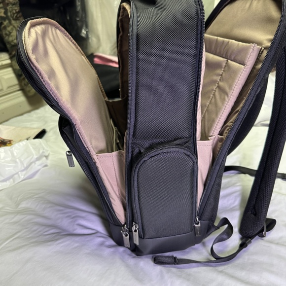 Brigg's & Riley Medium Cargo Backpack - Picture 5 of 15